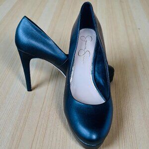 Jessica Simpson High Heels size 7.5 black leather pumps Women's shoes Christmas